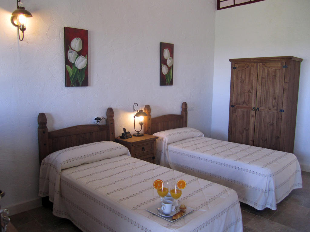 Hotel Rural Hoyo Bautista Martín de la Jara Exterior foto